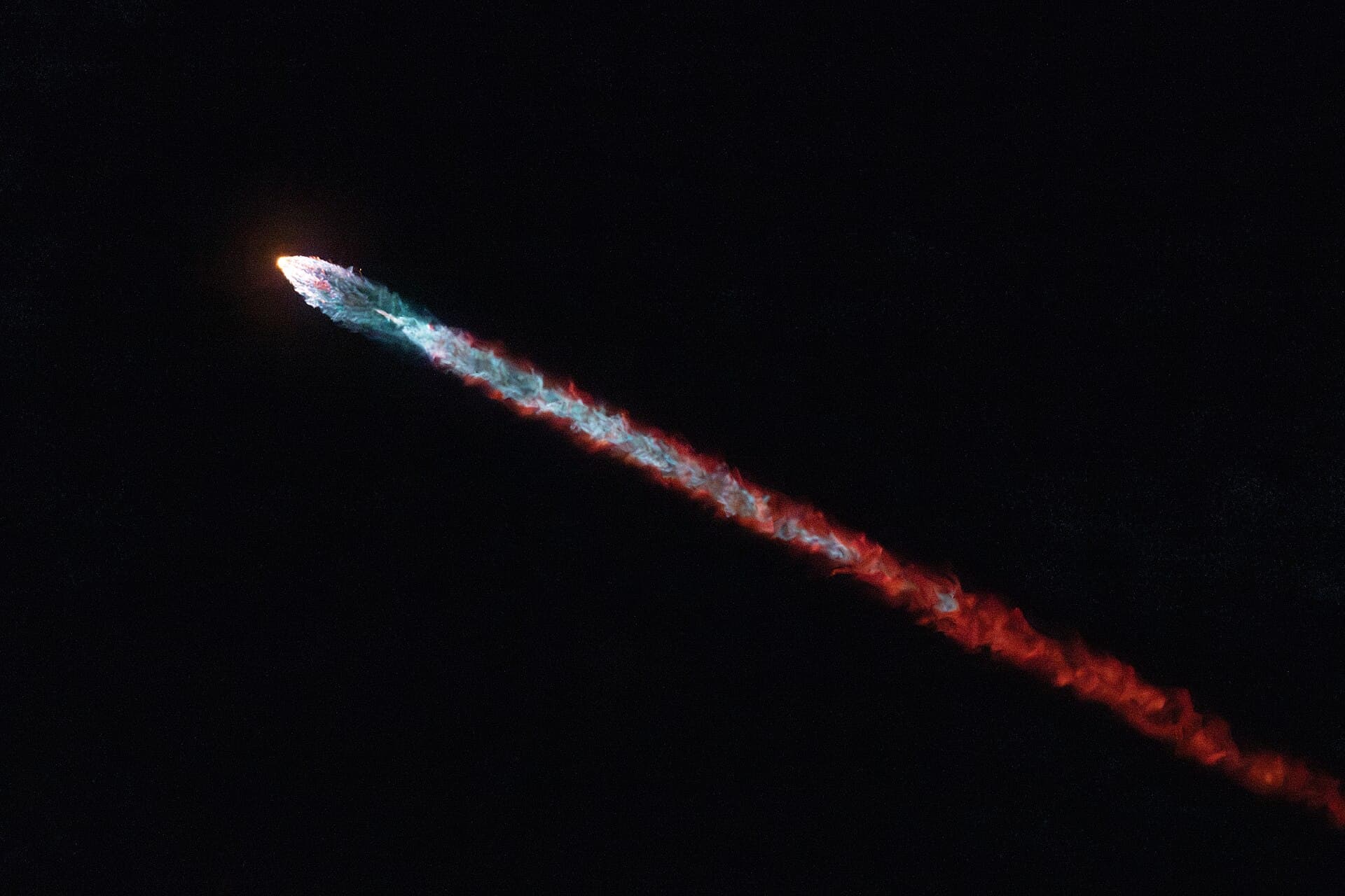 A SpaceX Rocket Blazes Across the Night Sky - Flickr - beltz6